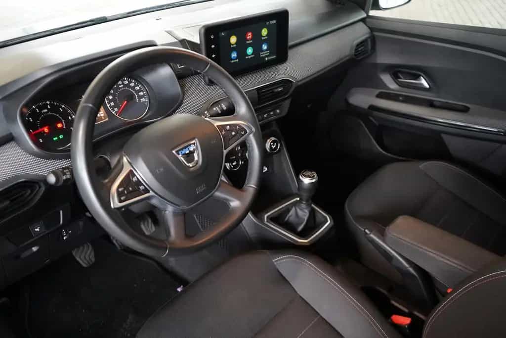 Dacia Jogger 1.0 TCE Extreme SHZ Kamera Navi 10/2022-photo-10