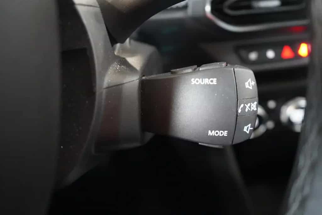 Dacia Jogger 1.0 TCE Extreme SHZ Kamera Navi 10/2022-photo-28