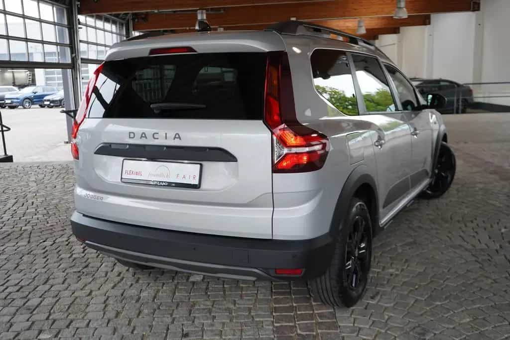 Dacia Jogger 1.0 TCE Extreme SHZ Kamera Navi 10/2022-photo-5