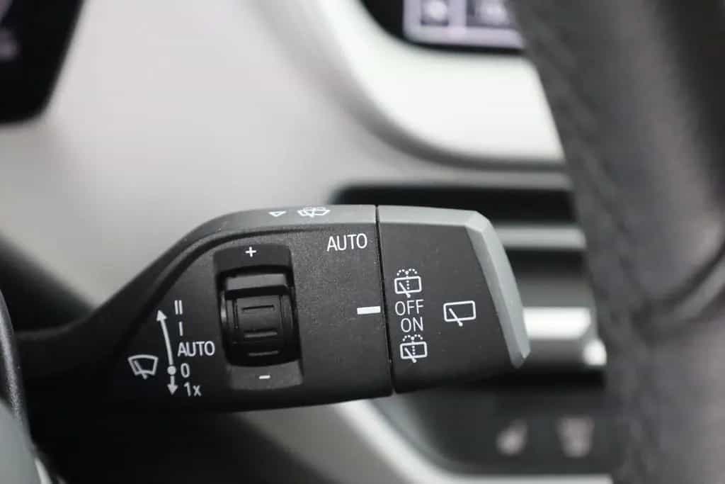 BMW 116 i Advantage LED Virtual Cockpit Sitzheizung 11/2022-photo-19