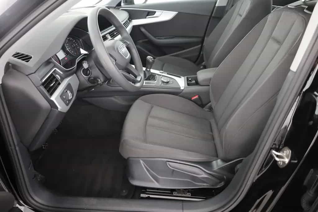 Audi A4 Avant 1.4 TFSI LED Navi Sitzheizung Tempomat 05/2018-photo-23