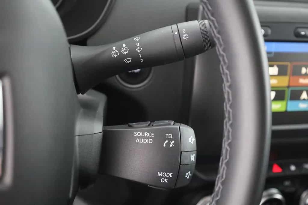 Dacia Duster 1.3 TCe Celebration Navi 360° Sitzheizung 05/2021-photo-19