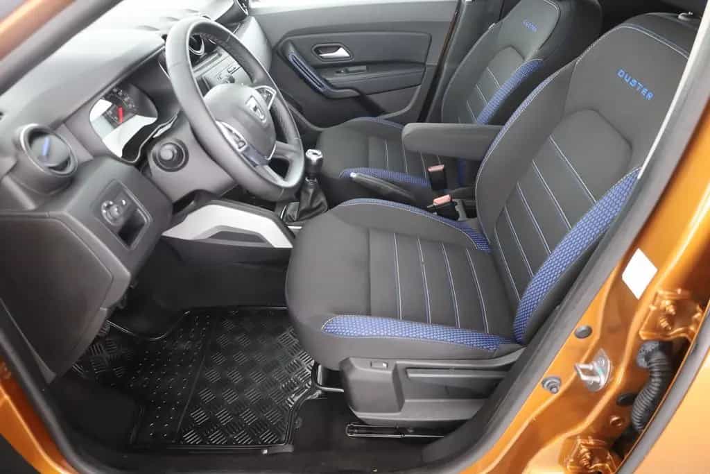 Dacia Duster 1.3 TCe Celebration Navi 360° Sitzheizung 05/2021-photo-22