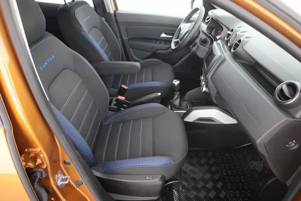 Dacia Duster 1.3 TCe Celebration Navi 360° Sitzheizung 05/2021-photo-23