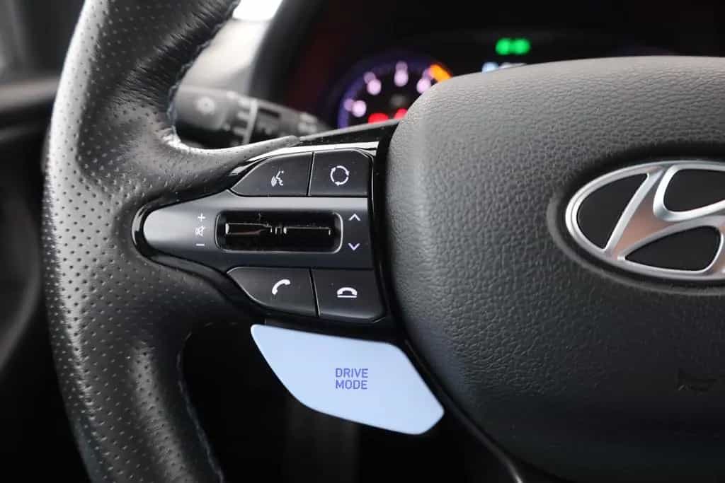 Hyundai i30 T-GDI N Performance LED Navi Sitzheizung DAB 01/2020-photo-16