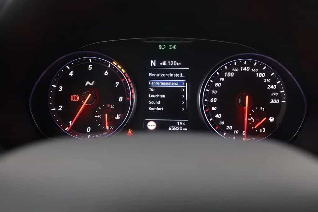Hyundai i30 T-GDI N Performance LED Navi Sitzheizung DAB 01/2020-photo-18