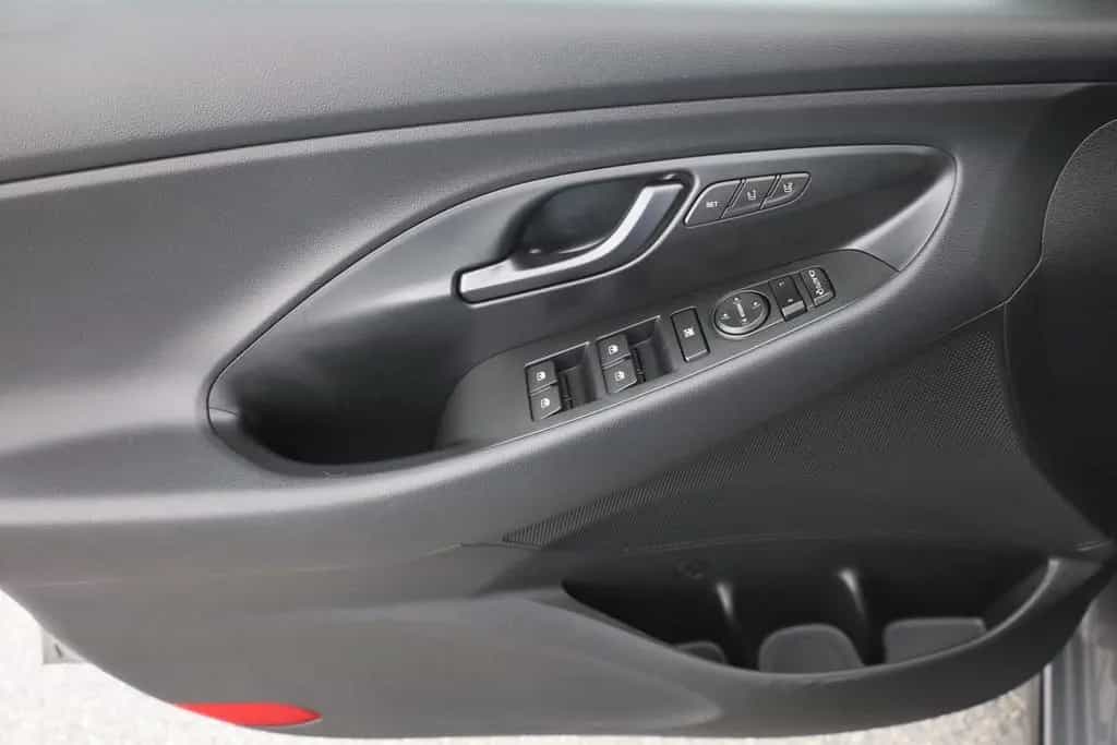 Hyundai i30 T-GDI N Performance LED Navi Sitzheizung DAB 01/2020-photo-22