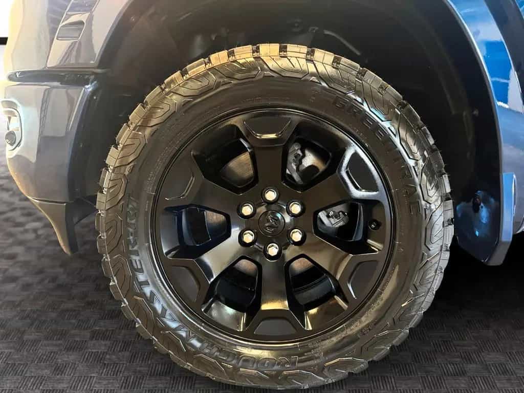 Dodge RAM 1500 5.7 4x4 / Sportbar/ Offroad / LED 07/2023-photo-9