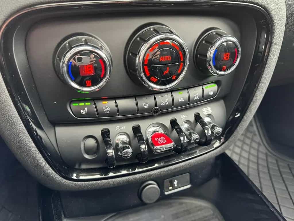 MINI Cooper S Clubman Pano HuD RFK LED Sportsitz DAB 11/2021-photo-16