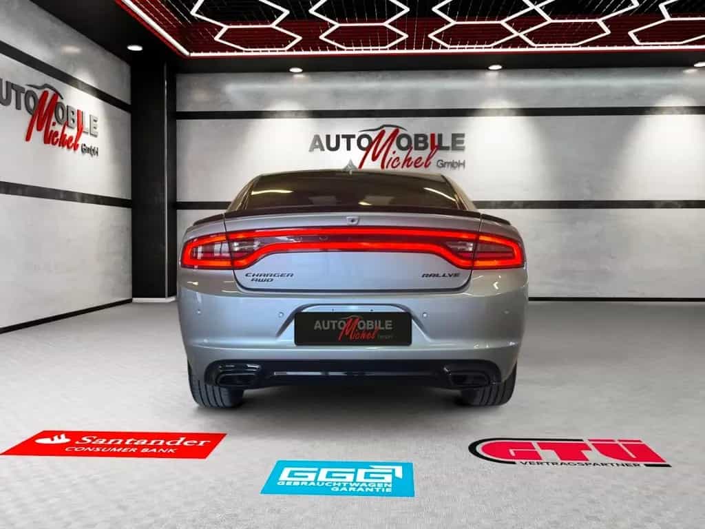 Dodge Charger 3.6 SXT Rallye AWD / Beats / SBL 07/2016-photo-6
