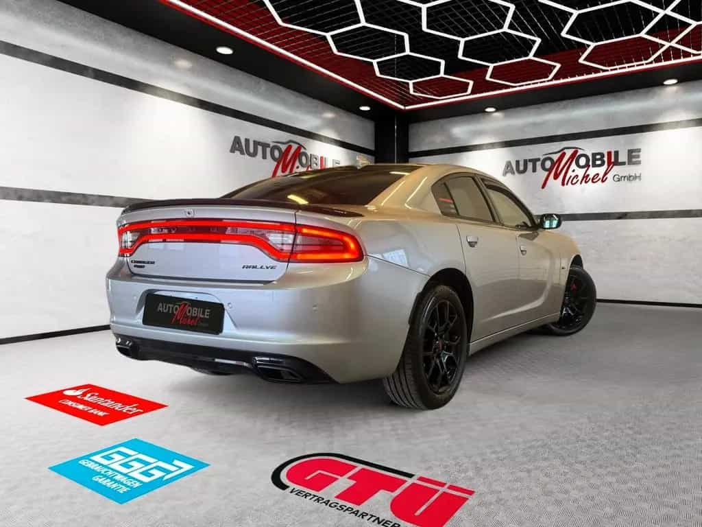 Dodge Charger 3.6 SXT Rallye AWD / Beats / SBL 07/2016-photo-7