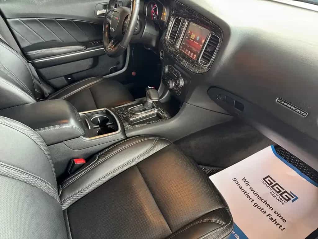 Dodge Charger 3.6 SXT Rallye AWD / Beats / SBL 07/2016-photo-11