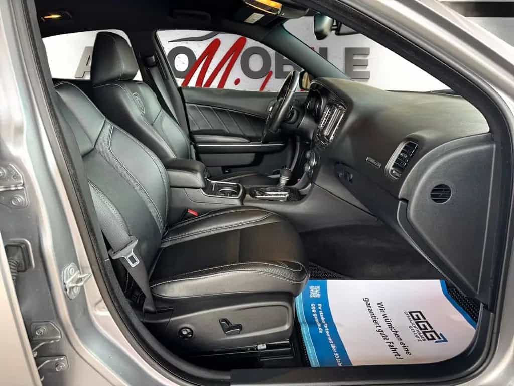 Dodge Charger 3.6 SXT Rallye AWD / Beats / SBL 07/2016-photo-12