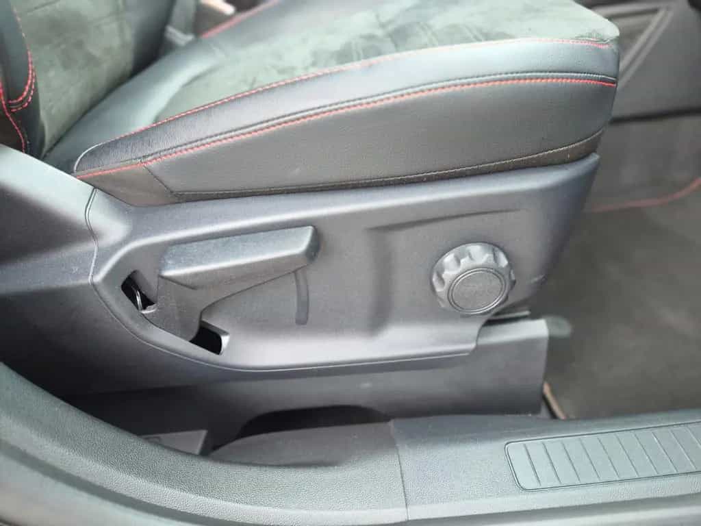 Ford Kuga ST-Line X/Kamera/Pano/Navi/AHK/Alcantara 06/2023-photo-19