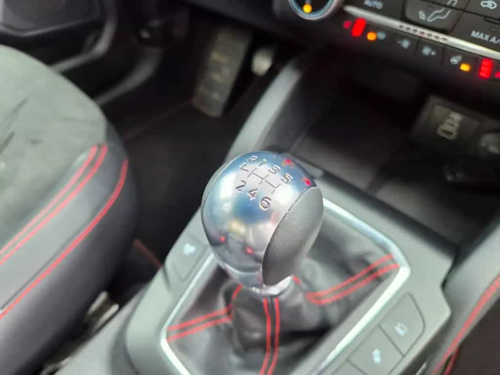 Ford Kuga ST-Line X/Kamera/Pano/Navi/AHK/Alcantara 06/2023-photo-23