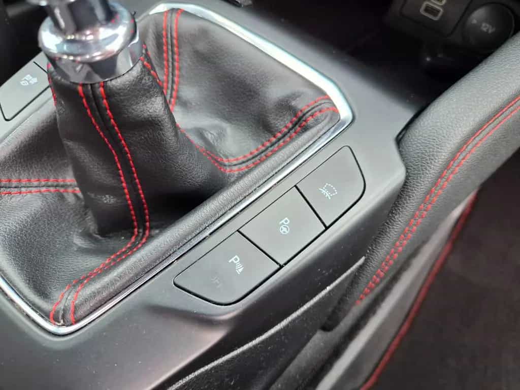 Ford Kuga ST-Line X/Kamera/Pano/Navi/AHK/Alcantara 06/2023-photo-24