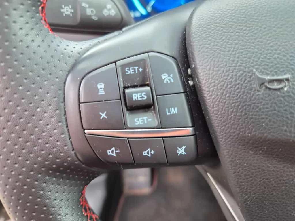 Ford Kuga ST-Line X/Kamera/Pano/Navi/AHK/Alcantara 06/2023-photo-38