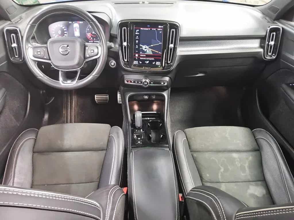 Volvo XC40 T4 R-Design Navi LED Pano RfK AHK Tempomat 02/2020-photo-4