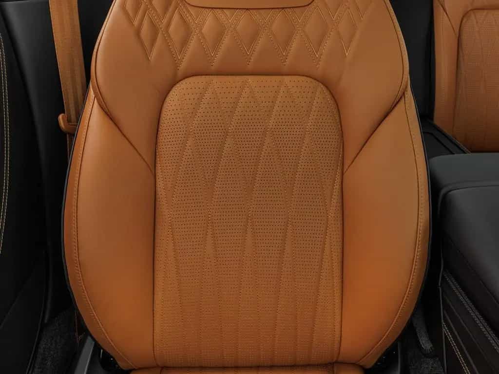 Bentley Continental GT Azure V8 / Naim for Bentley Sound 01/2024-photo-24