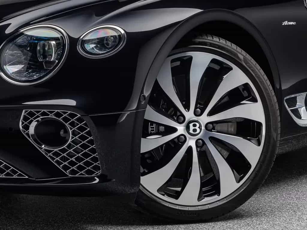 Bentley Continental GT Azure V8 / Naim for Bentley Sound 01/2024-photo-6