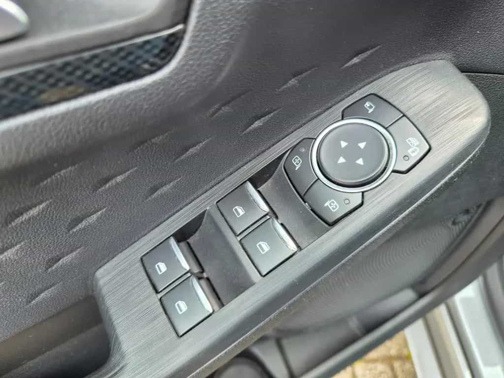 Ford Kuga ST-Line X/Navi/Kamera/AHK/Garantie/1.Hand 06/2021-photo-36