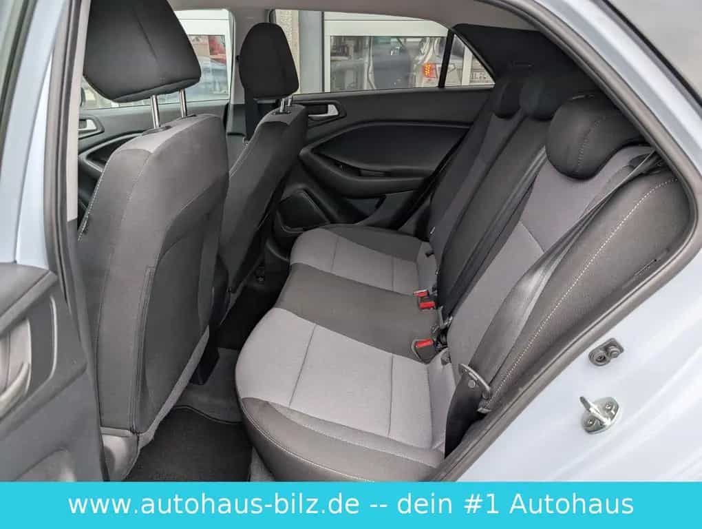 Hyundai i20 Advantage*Automatik*Kamera*DAB*Sitzheiz* 07/2020-photo-15