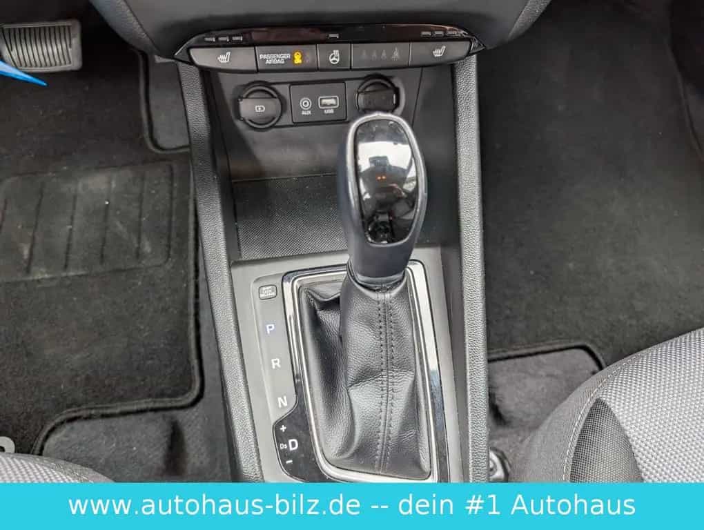 Hyundai i20 Advantage*Automatik*Kamera*DAB*Sitzheiz* 07/2020-photo-17