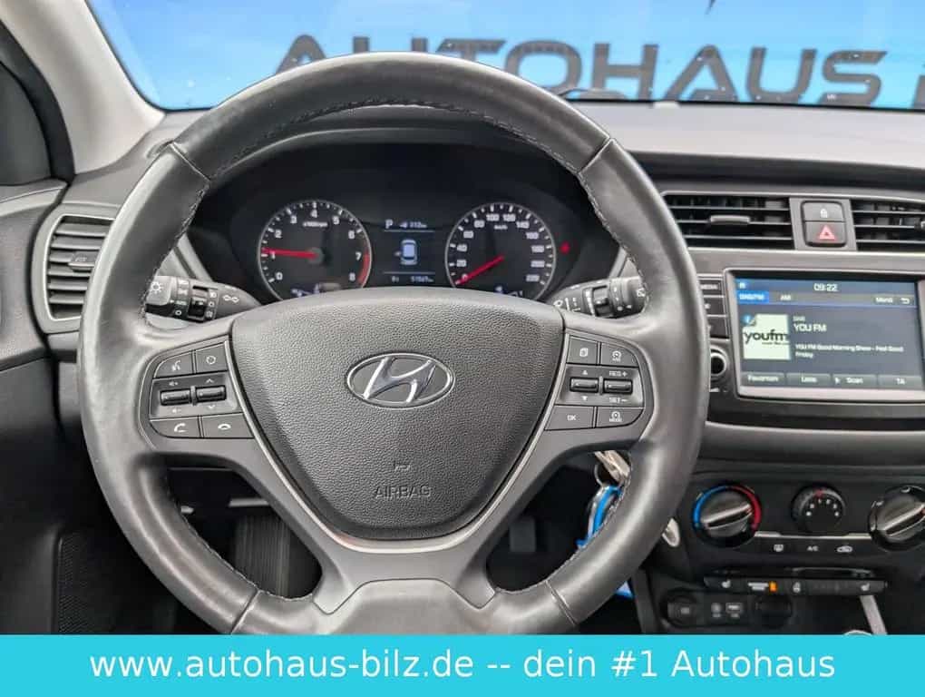 Hyundai i20 Advantage*Automatik*Kamera*DAB*Sitzheiz* 07/2020-photo-20