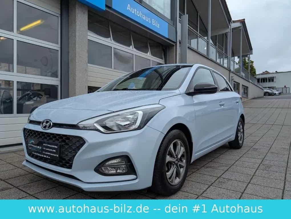 Hyundai i20 Advantage*Automatik*Kamera*DAB*Sitzheiz* 07/2020-photo-4