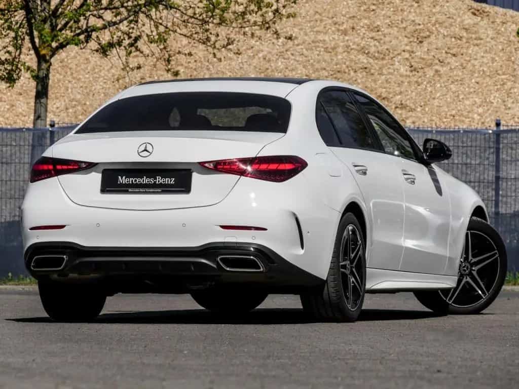 Mercedes-Benz C 180 AMG-Sport/Pano/Night/Totw/Keyl/Ambi/Cam/18 04/2025-photo-2