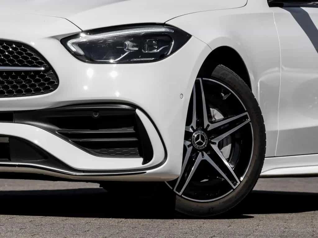 Mercedes-Benz C 180 AMG-Sport/Pano/Night/Totw/Keyl/Ambi/Cam/18 04/2025-photo-5