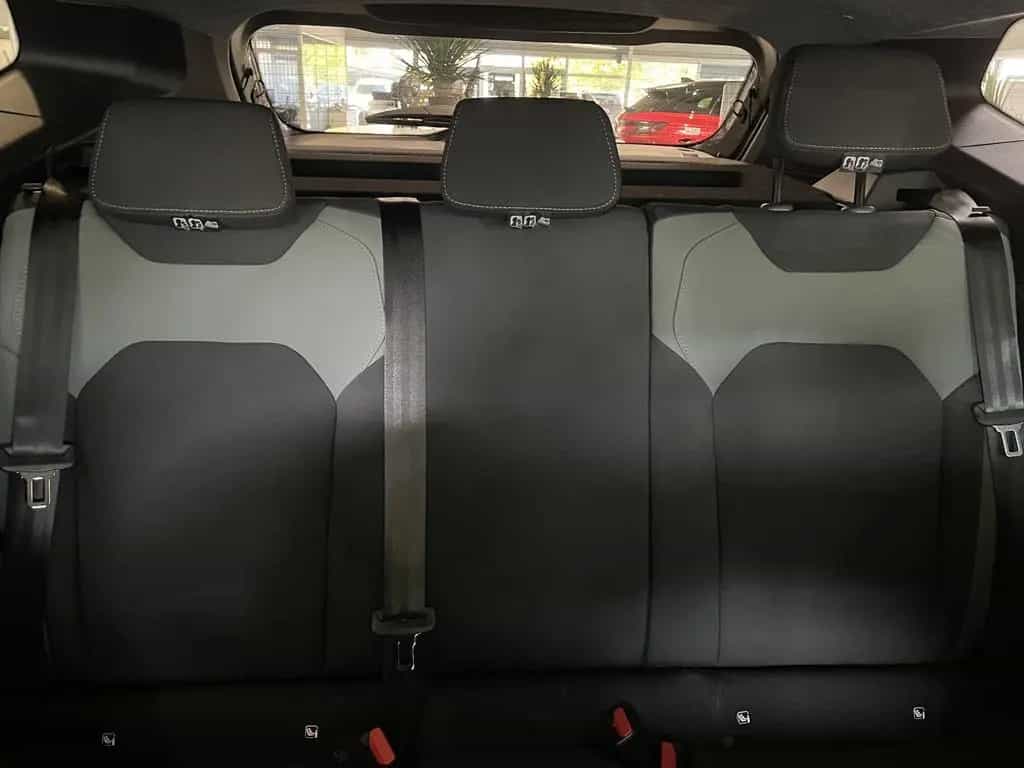 Dacia Duster Extreme TCe 130 08/2025-photo-10