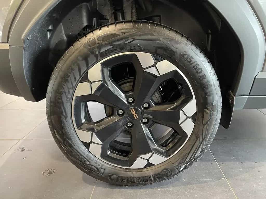 Dacia Duster Extreme TCe 130 08/2025-photo-15