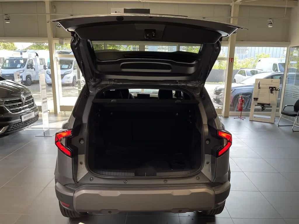 Dacia Duster Extreme TCe 130 08/2025-photo-18