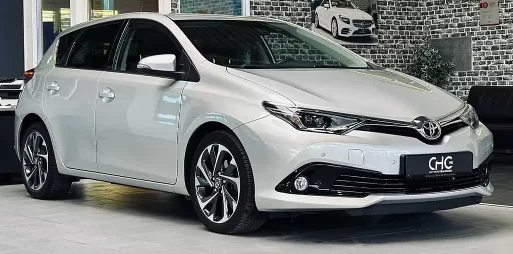 Toyota Auris Design Edition KAMERA|SPUR|TEMP.|AUT.| 12/2015-photo-0