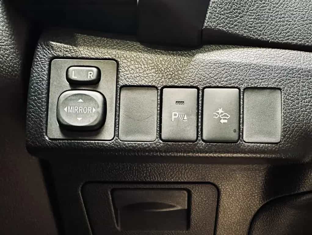 Toyota Auris Design Edition KAMERA|SPUR|TEMP.|AUT.| 12/2015-photo-16