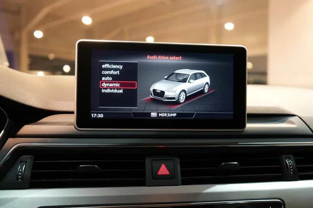 Audi A4 Avant 2.0 TFSI S-Line *Virtual*Navi*AHK* 05/2016-photo-14