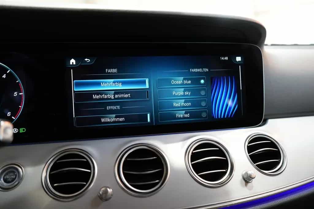 Mercedes-Benz E 300 d 4Matic Avantgarde*LED*Kamera*Navi* 02/2022-photo-13