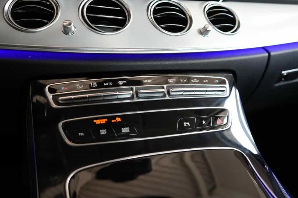 Mercedes-Benz E 300 d 4Matic Avantgarde*LED*Kamera*Navi* 02/2022-photo-14