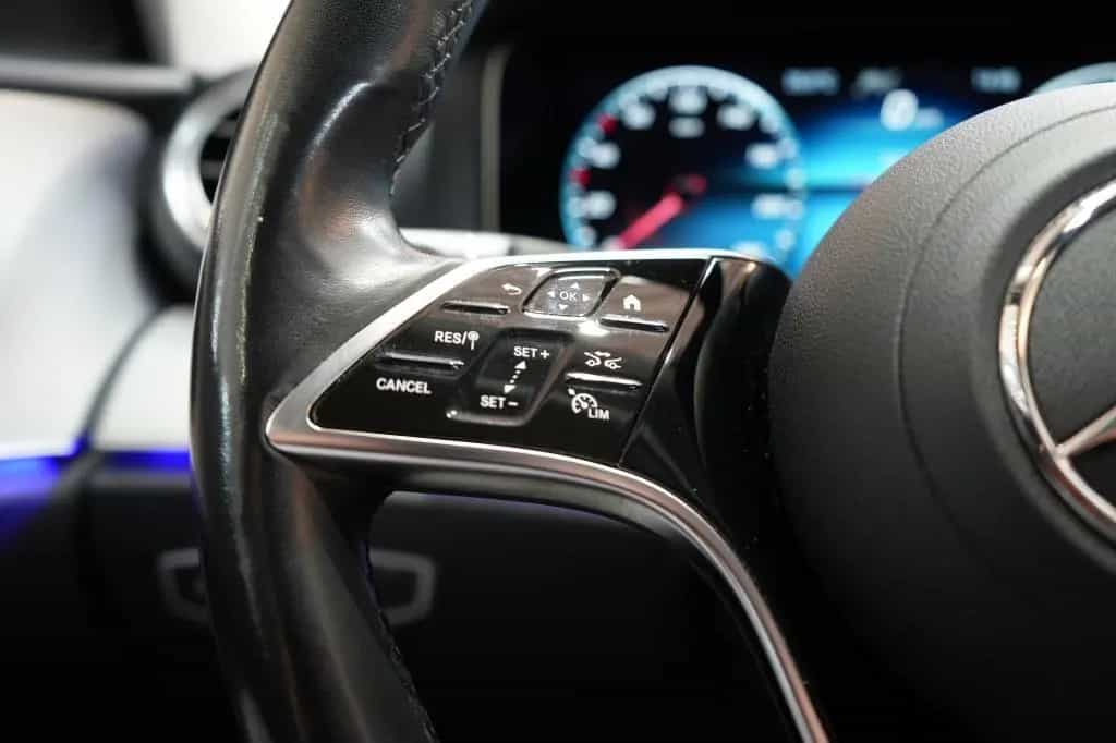 Mercedes-Benz E 300 d 4Matic Avantgarde*LED*Kamera*Navi* 02/2022-photo-17