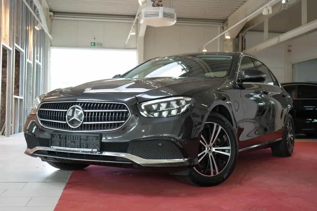 Mercedes-Benz E 300 d 4Matic Avantgarde*LED*Kamera*Navi* 02/2022-photo-2