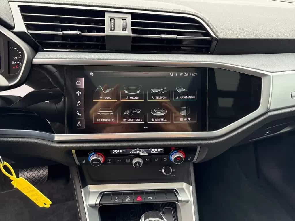 Audi Q3 40 TFSI quattro advanced LED+PANO+STHZ+ACC+DC 06/2019-photo-13