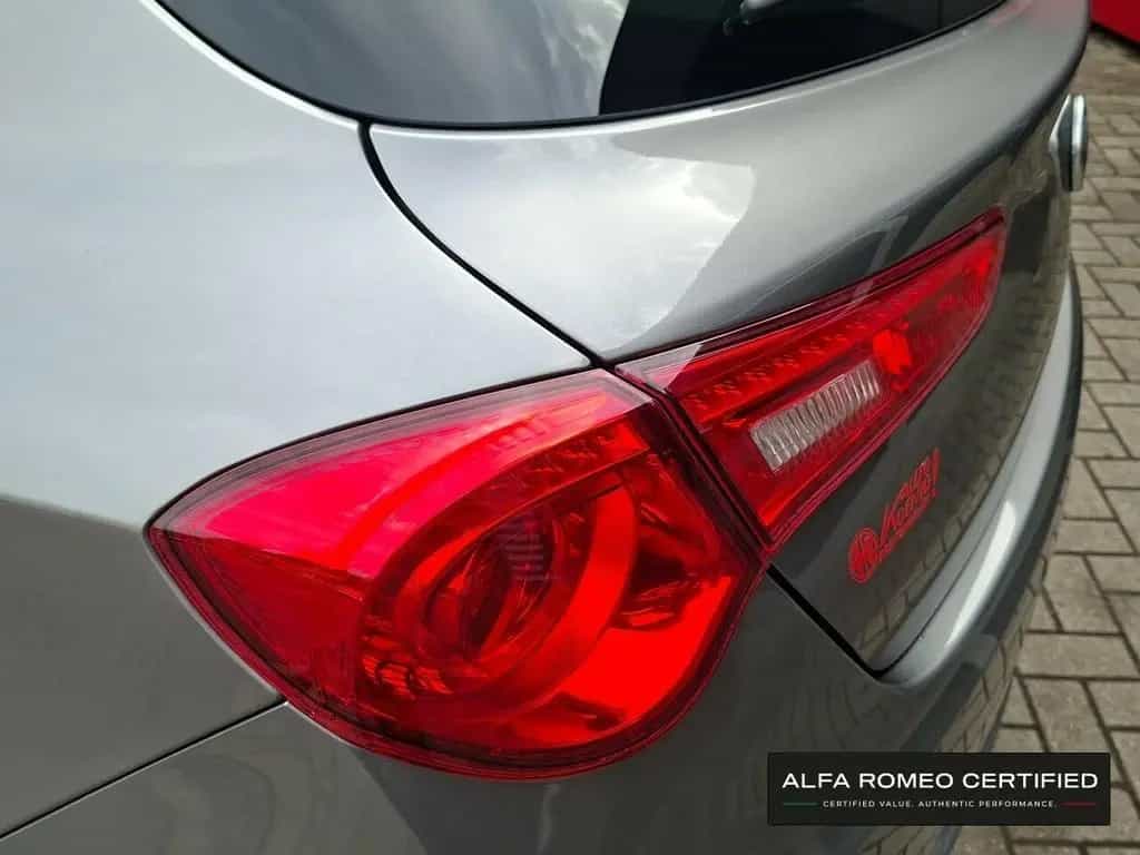 Alfa Romeo Giulietta Super 1.6 JTDM TCT 08/2020-photo-14