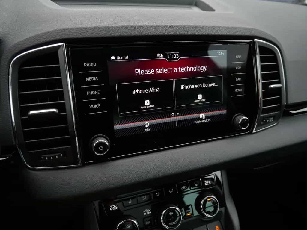 Skoda Karoq Tour 1.5 TSI LED*ACC*Pano*AHK 06/2025-photo-19