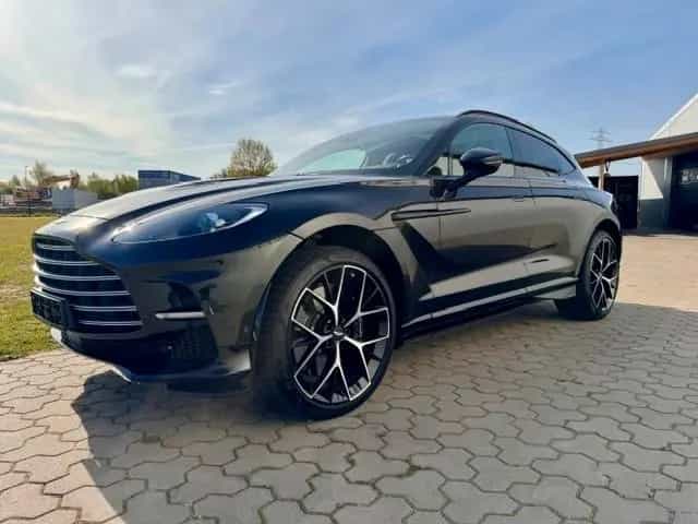 Aston Martin DBX DBX707*Face Lift* 23" voll 03/2025-photo-3