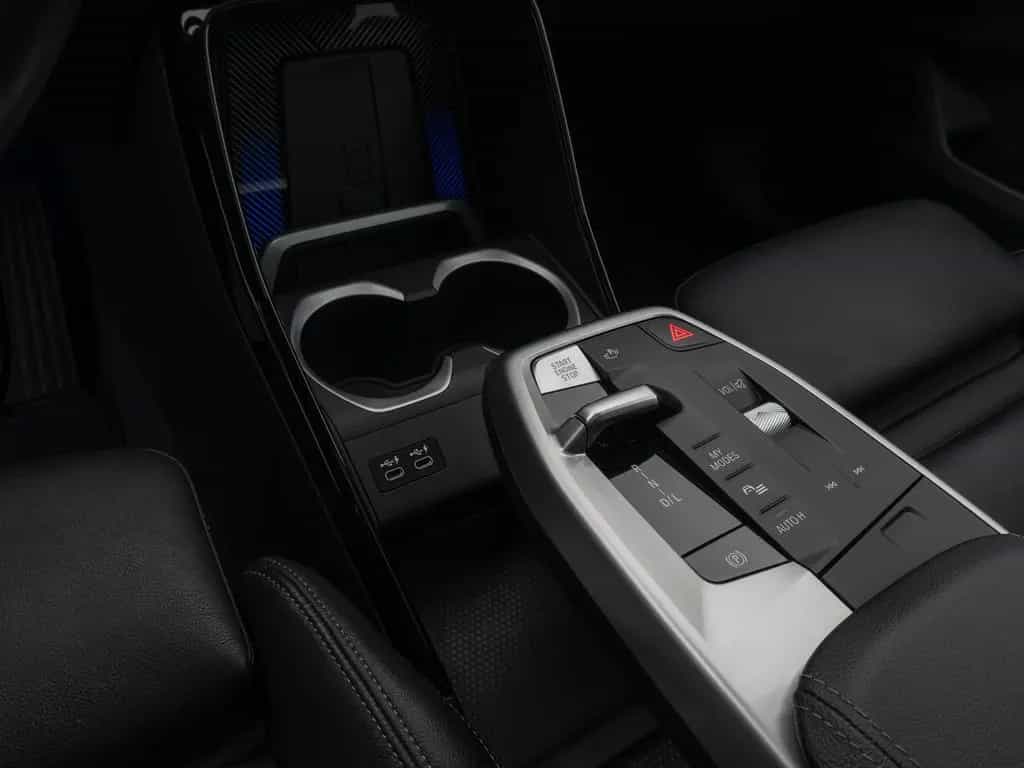 BMW X1 xD23i xLine Panorama 360°HUD DAB H/K Sport 12/2022-photo-21