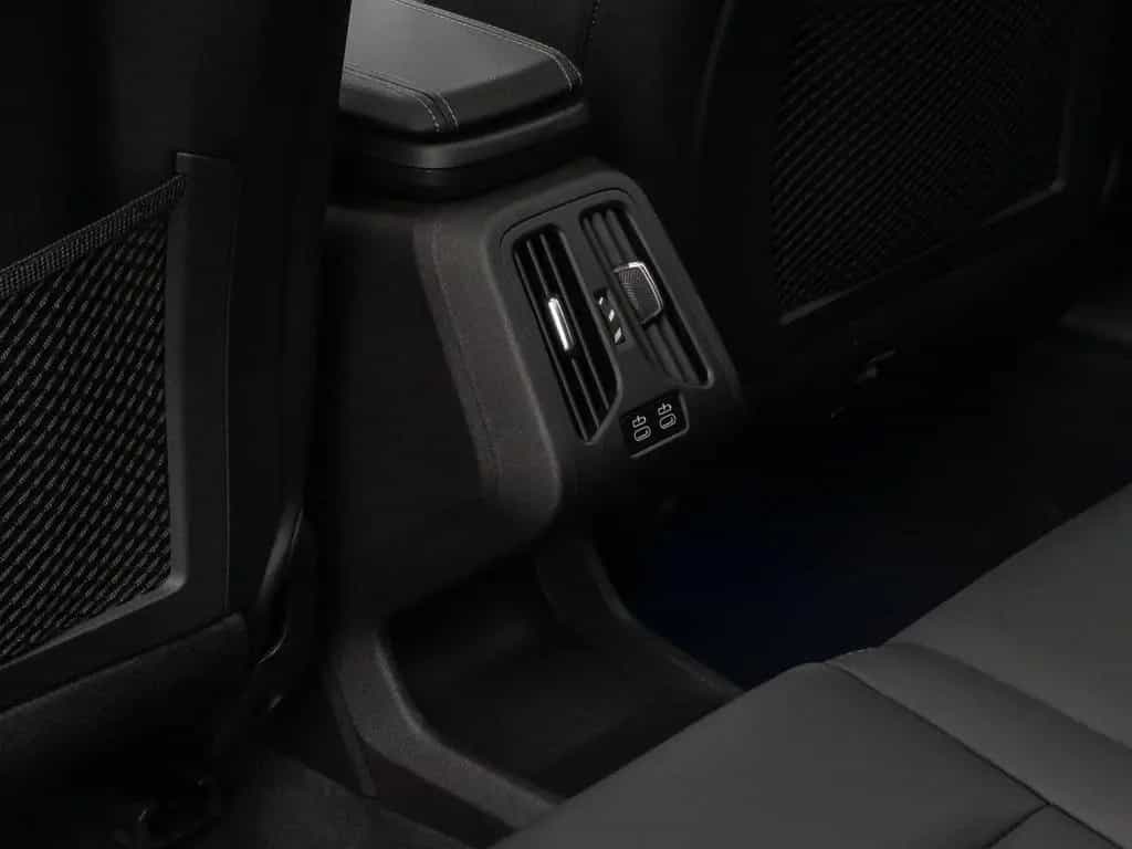 BMW X1 xD23i xLine Panorama 360°HUD DAB H/K Sport 12/2022-photo-28