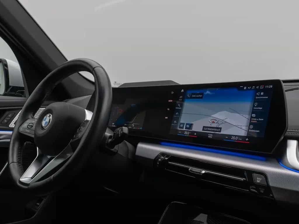 BMW X1 xD23i xLine Panorama 360°HUD DAB H/K Sport 12/2022-photo-38