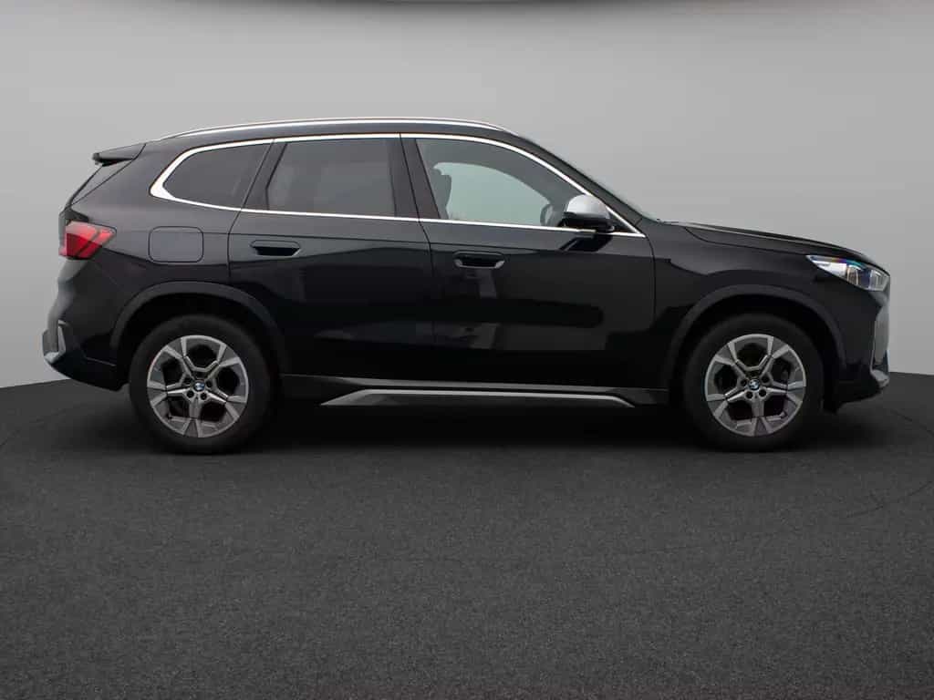 BMW X1 xD23i xLine Panorama 360°HUD DAB H/K Sport 12/2022-photo-4