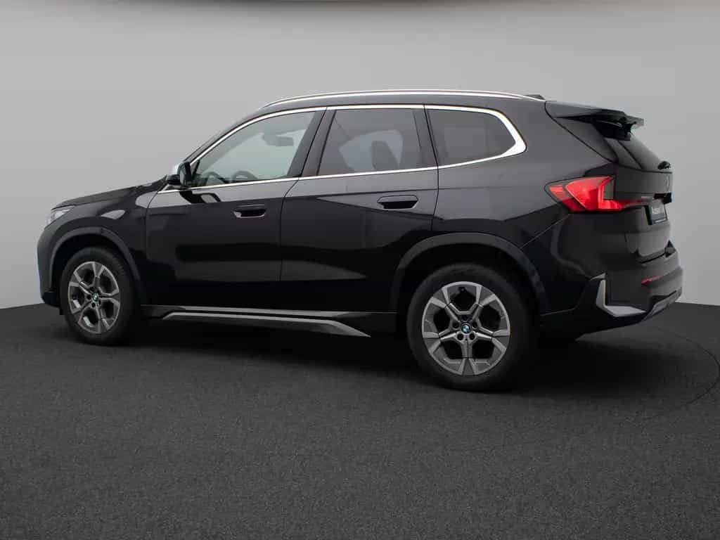 BMW X1 xD23i xLine Panorama 360°HUD DAB H/K Sport 12/2022-photo-9